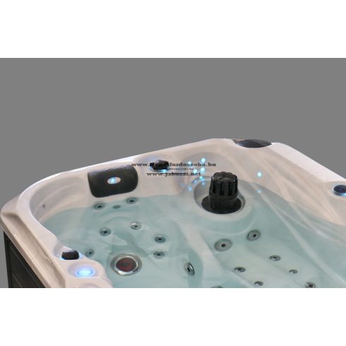 Trendi Esensation jakuzzi 230x155x86 cm++