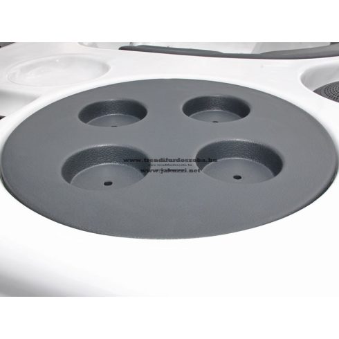Trendi Etheater 8 fős jakuzzi 380x228x116 cm++