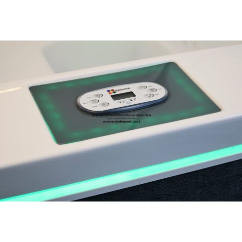 Trendi Mserene6 jakuzzi 243x224x93 cm++